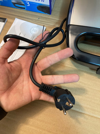 VITEK 750W Sandwich Maker VT-7147